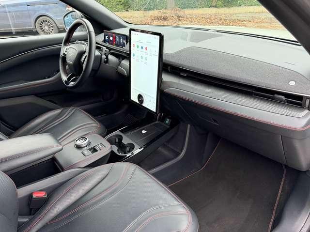 Ford Mustang Mach-E standard range Premium awd 269cv auto IVA ESPOSTA!