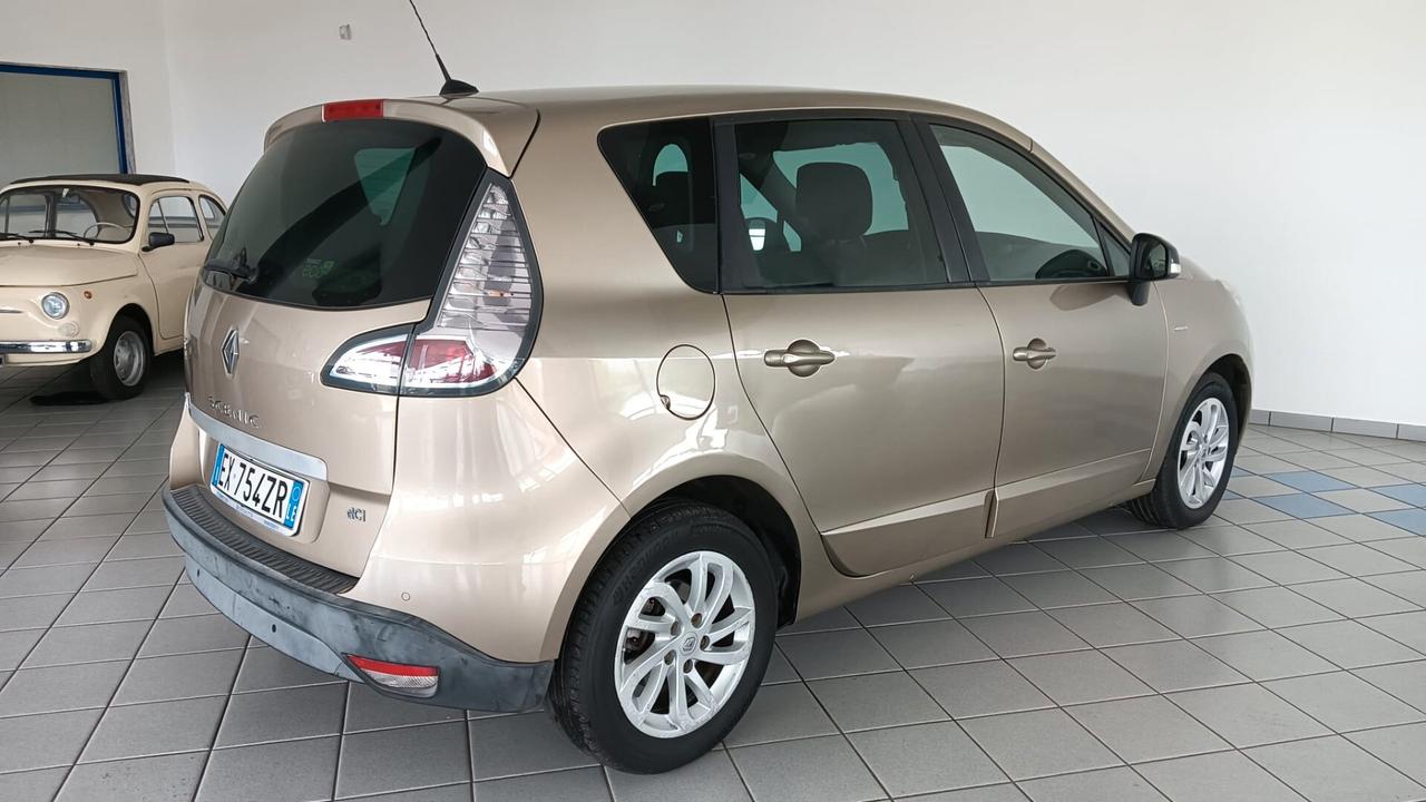 Renault Scenic Scénic XMod 1.5 dCi 110CV Limited