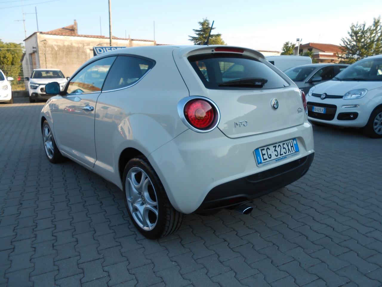 Alfa Romeo MiTo 1.3 JTDm-2 95 CV S&S Distinctive