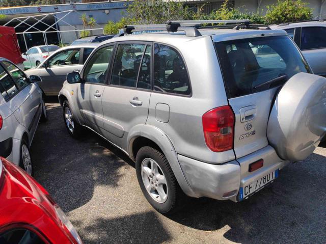 TOYOTA RAV 4 RAV4 2.0 Tdi D-4D cat 5 porte Sol