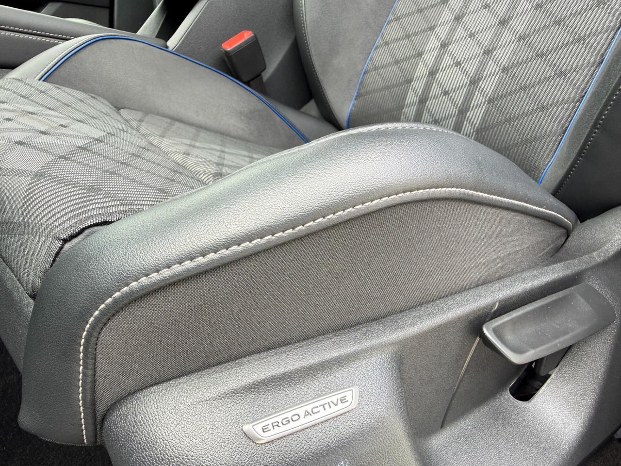 Volkswagen Tiguan 2.0 TDI 150 CV DSG R-Line UNICO PROPRIETARIO ITALIANA