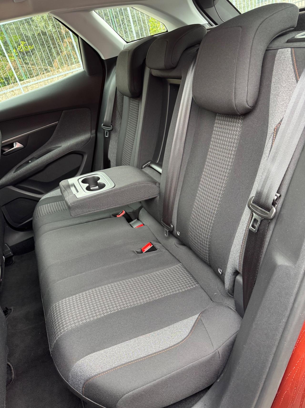 Peugeot 3008 BlueHDi 130 AUTOMATICA 2019