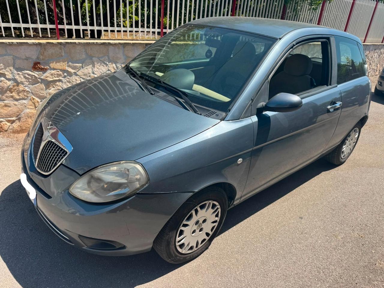 Lancia Ypsilon 1.2 16V