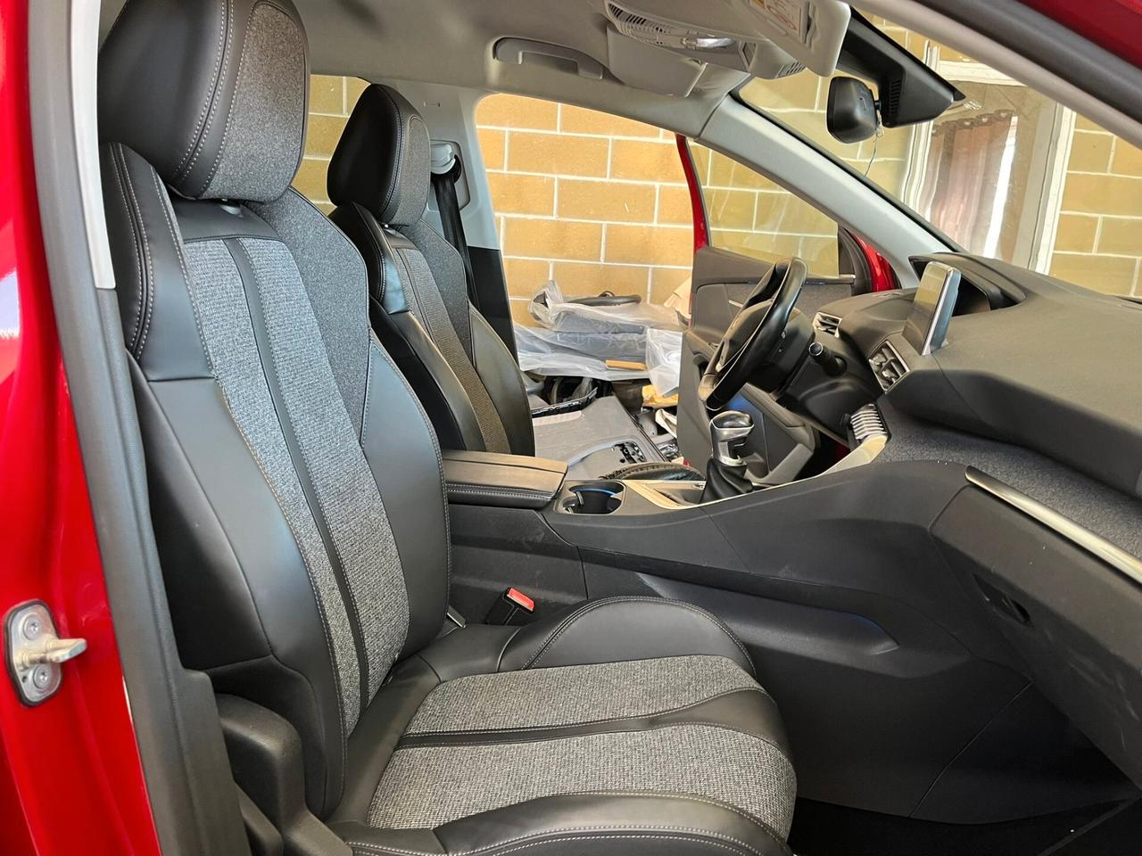 Peugeot 3008 BlueHDi 120 S&S Allure 2019