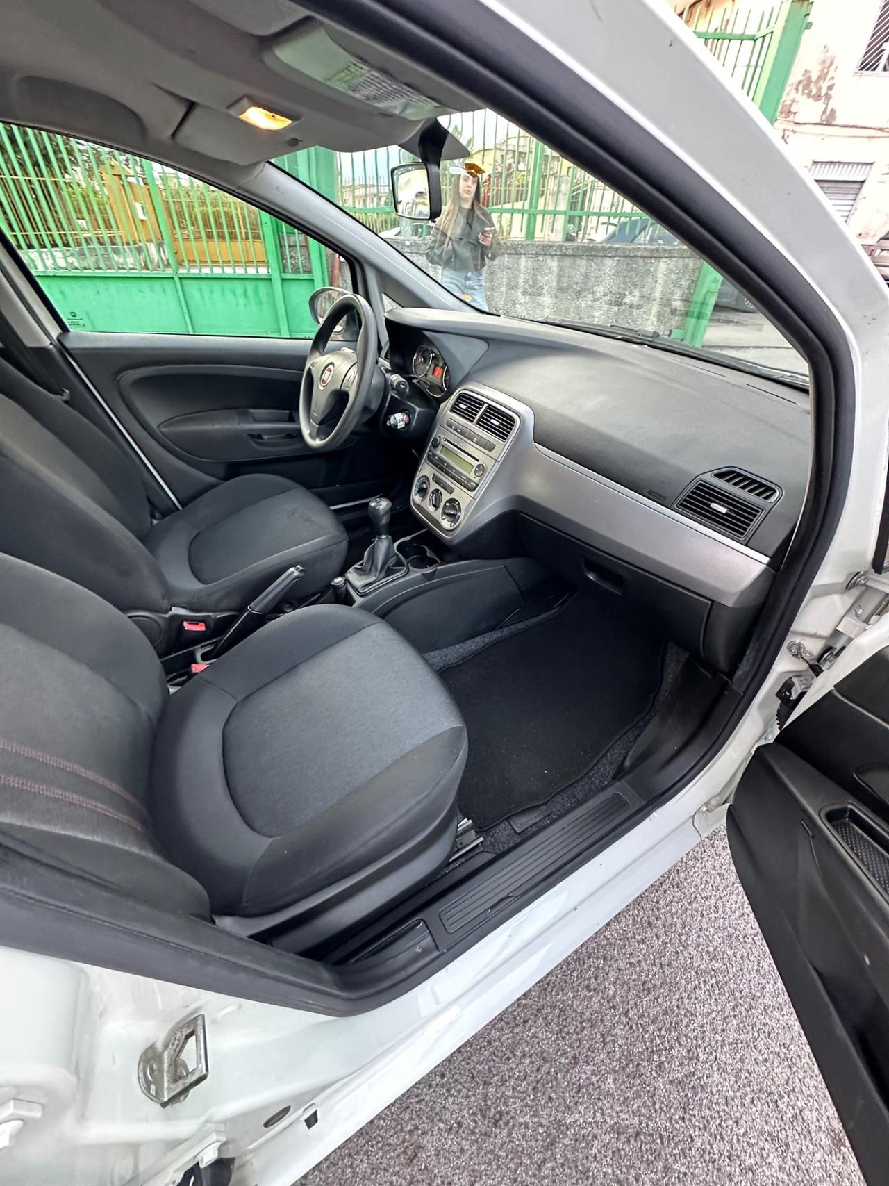 Fiat Punto 1.3 MJT II 75 CV 5 porte Easy