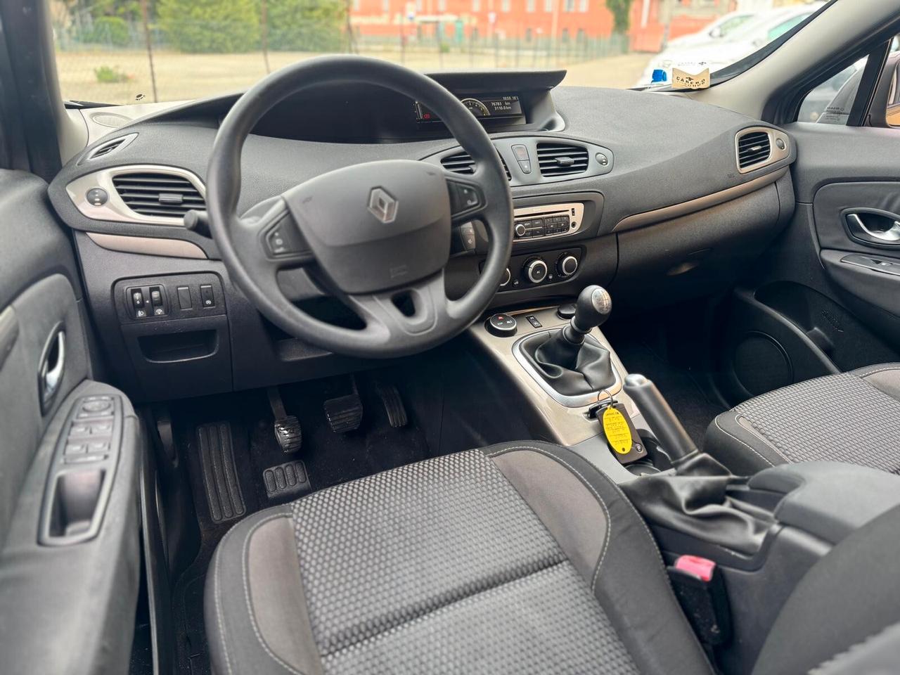 Renault Scenic XMod 4x4 Cross 2014 1.5 Diesel 76.000 KM