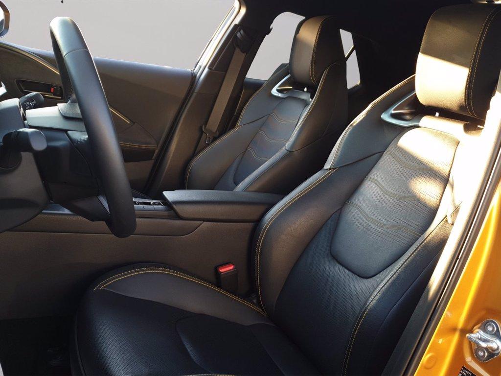 TOYOTA C-hr 2.0 phev lounge premiere fwd e-cvt del 2024