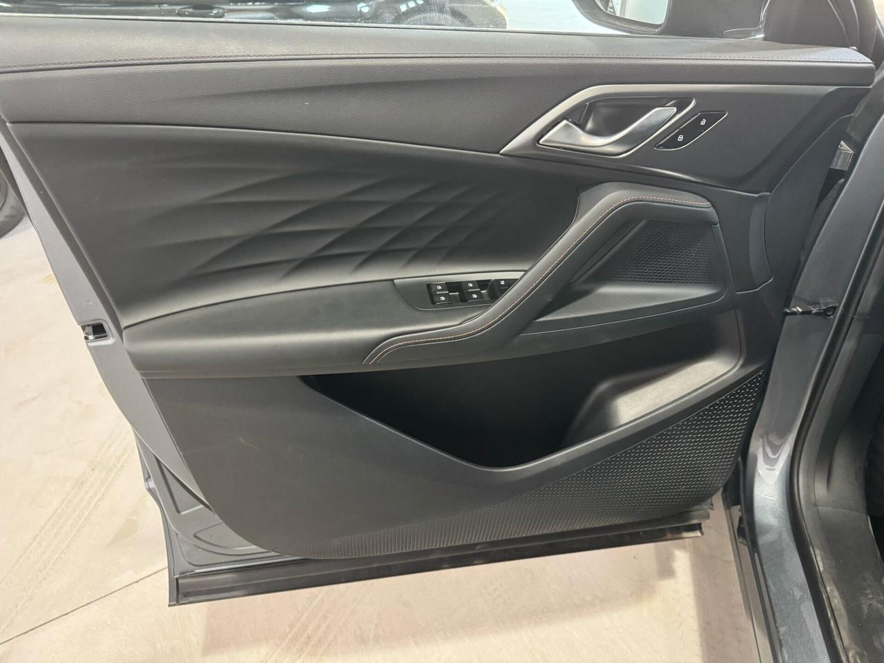 Mg HS 1.5T-GDI Luxury 7 anni di garanzia