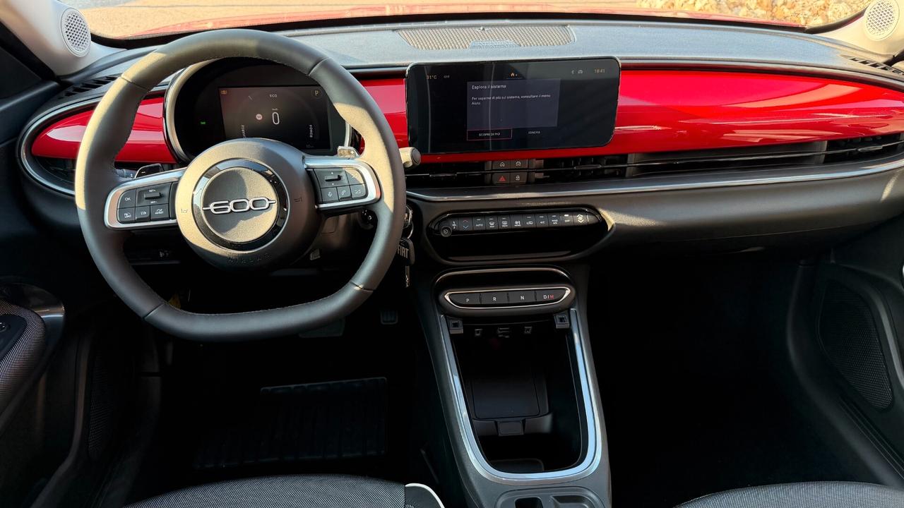 Fiat 600 Hybrid 110 CV DCT MHEV Icon