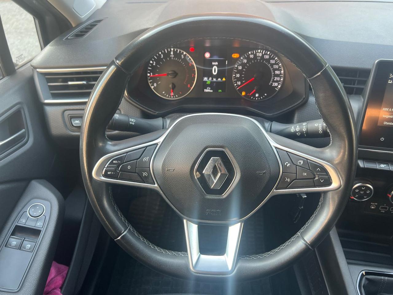 Renault Clio Zen 1.0 ECO-G 100CV #11788