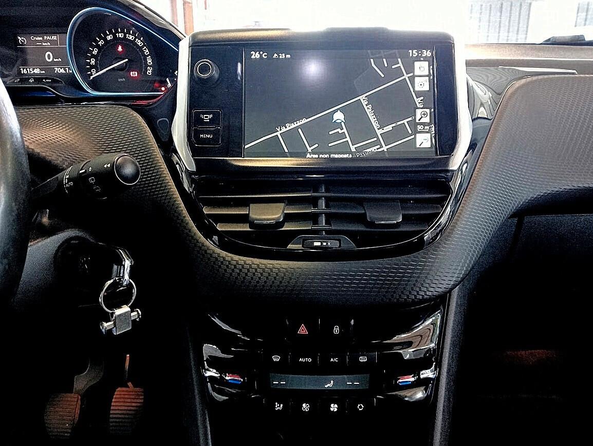 Peugeot 2008 1.2 82cv ALLURE TETTO PANORAMICO UNIPROPR
