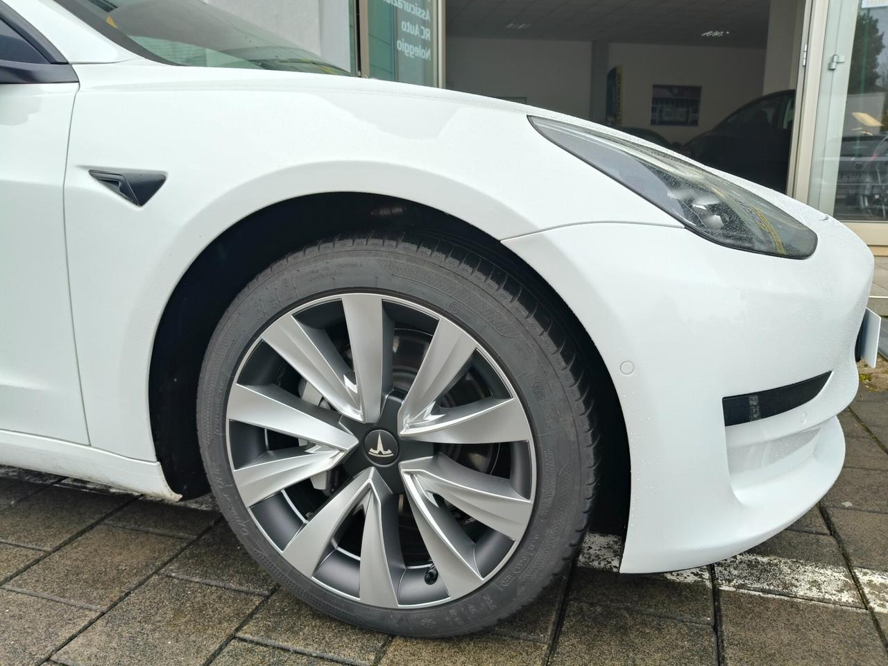 Tesla Model 3 Standard RWD Plus