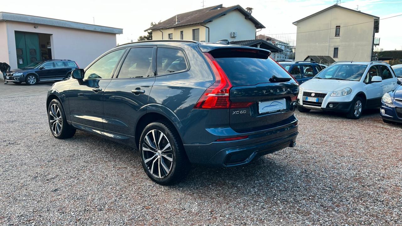 Volvo XC 60 XC60 B4 (d) AWD automatico Ultimate Dark