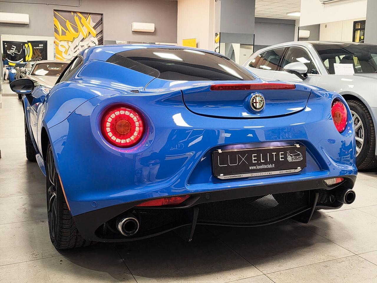 Alfa Romeo 4C 1750 TBi VERNICE SPECIALE _ TAGLIANDATA MENO DI 1000KM FA _ UNICO PROPRIETARIO _ SERVICE BOOK _ GARANZIA 12 MESI _ ALPINE _ ESTINTORE