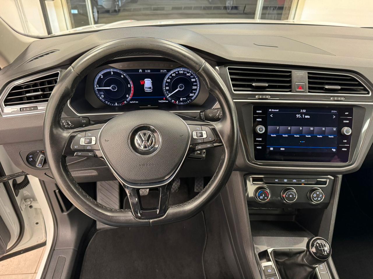 Volkswagen Tiguan 1.6 TDI SCR R-LINE ITALIANA