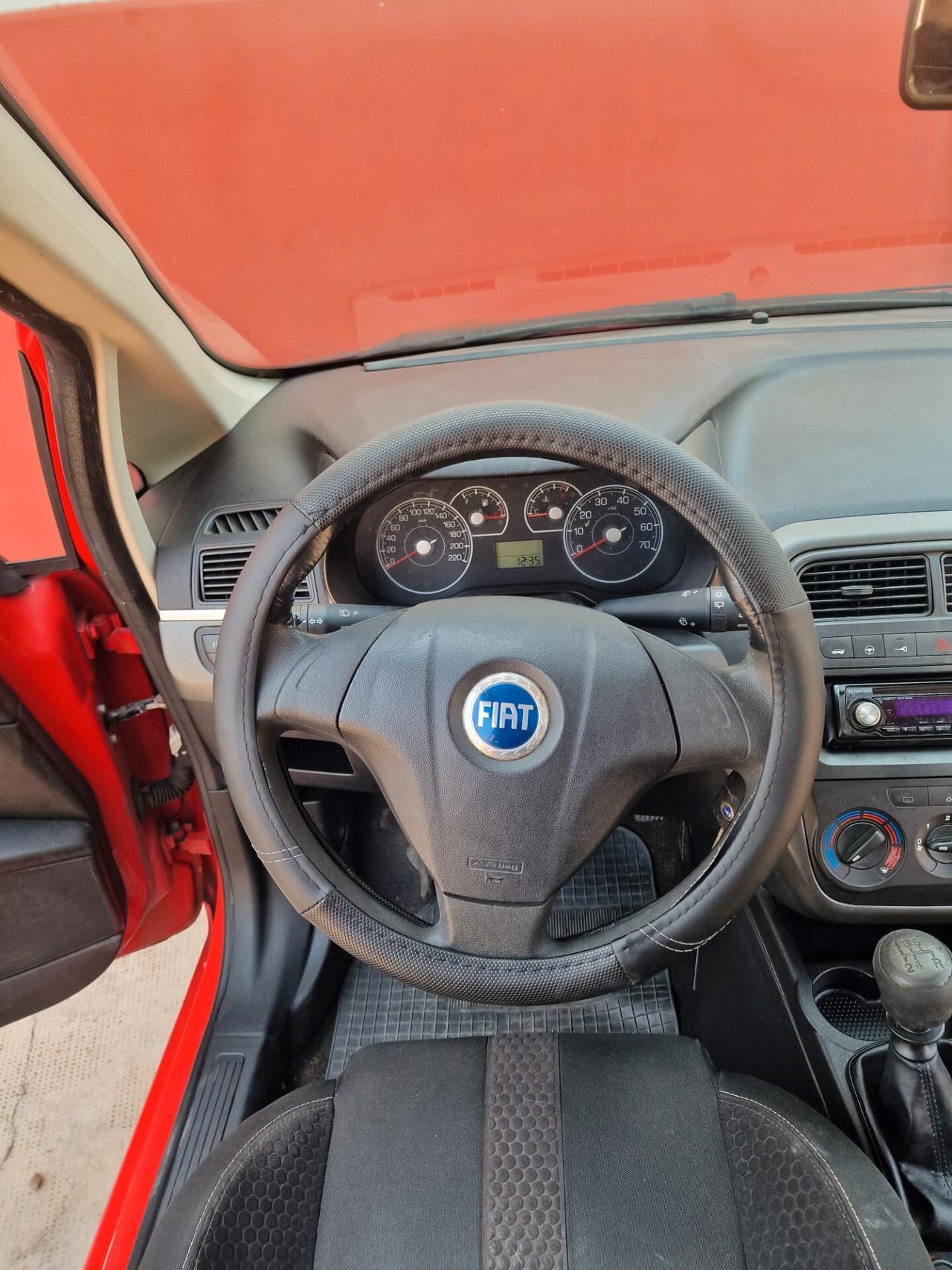 Fiat Grande Punto 1.2 3 porte distrb ok