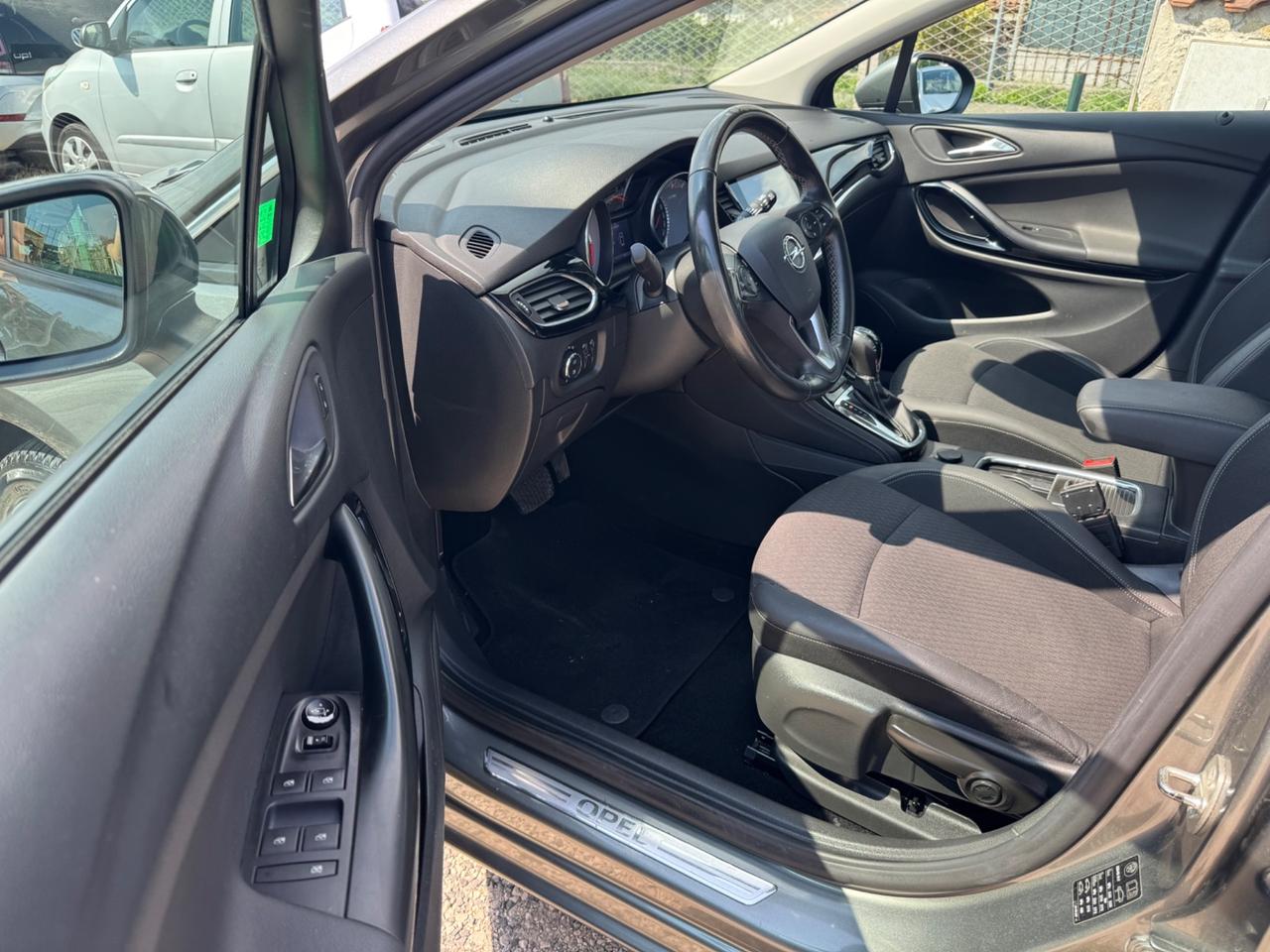 Opel Astra 1.6 CDTi 136CV aut. Sports Tourer Dynamic