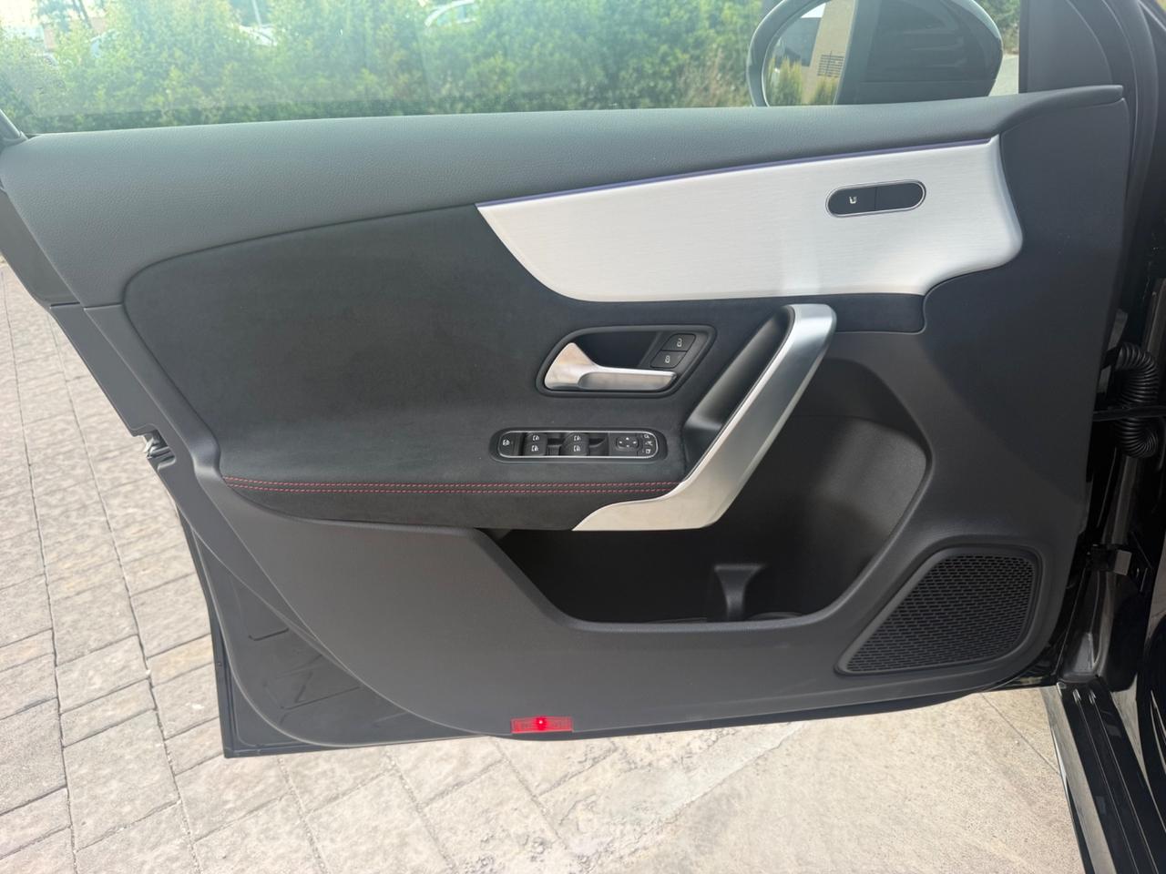 Mercedes-benz A 180 d Automatic AMG Line Premium