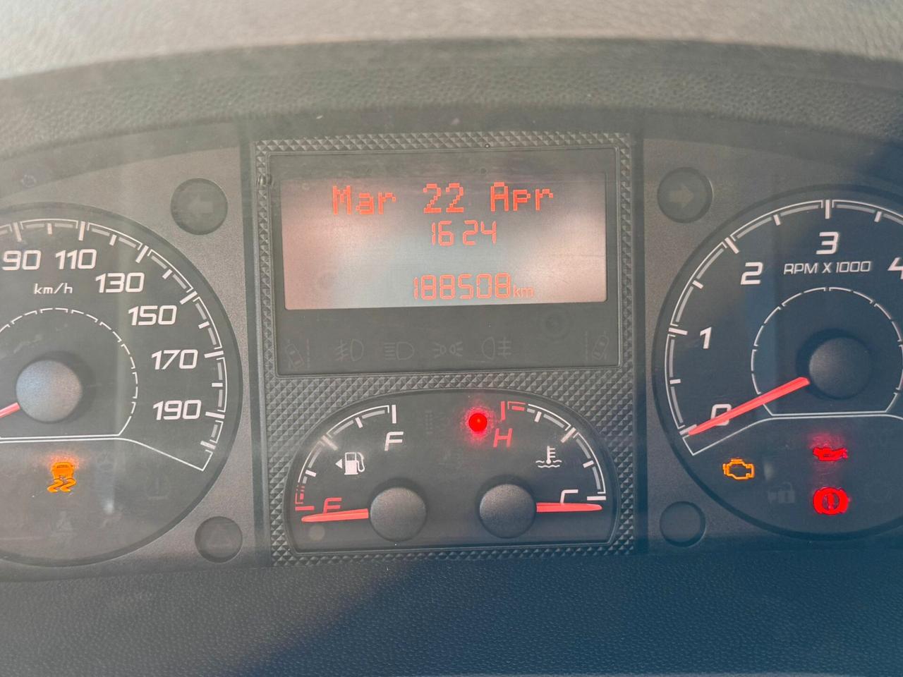 Peugeot Boxer 2.0 Diesel 110 CV L1H2