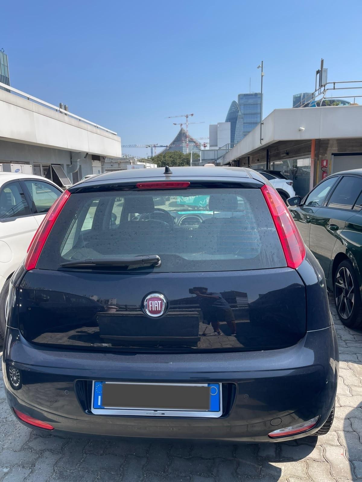 Fiat Punto 1.3 MJT II S&S 95 CV 5 porte Street