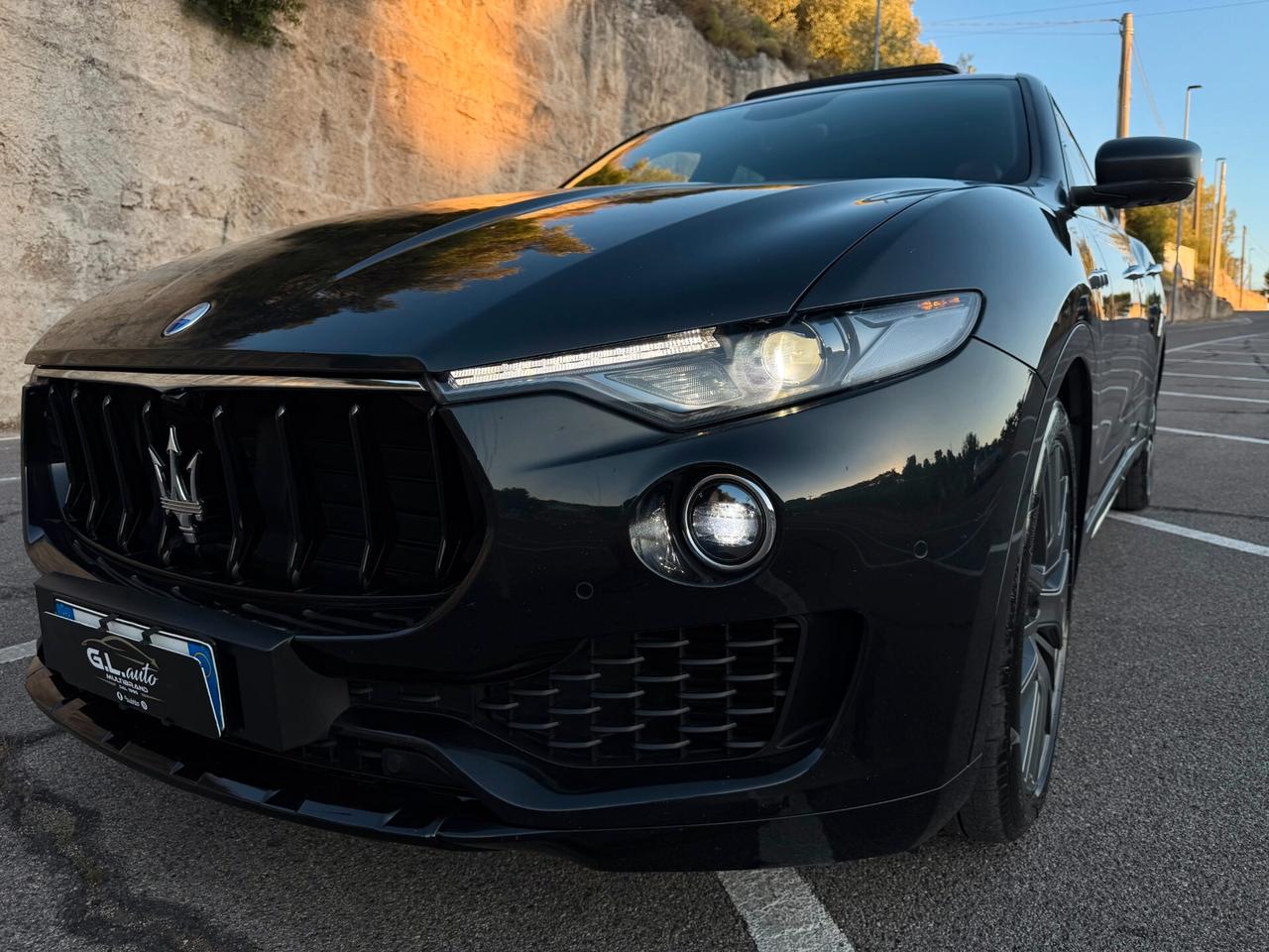 Maserati Levante Gransport/3.0 V6 250 CV/21"/TETTO