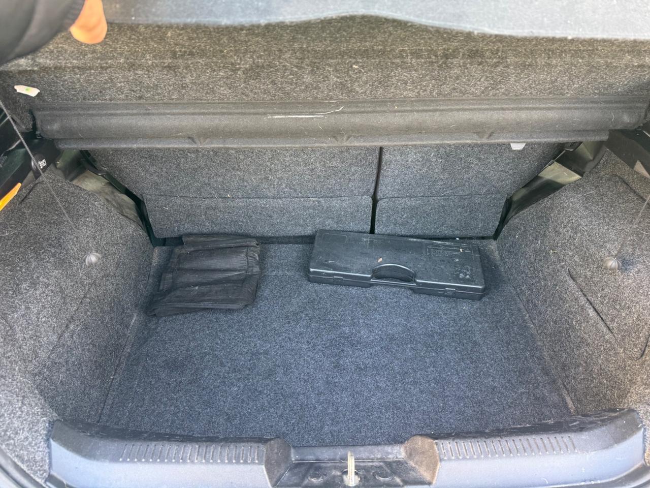 Lancia Delta 1.4 GPL neopatentati garanzia 12 mesi