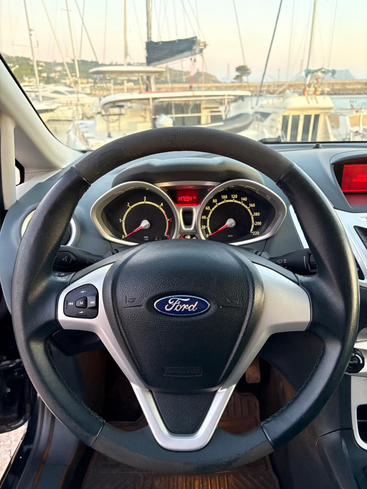 Ford Fiesta 1.4 TDCi 5p. Titanium