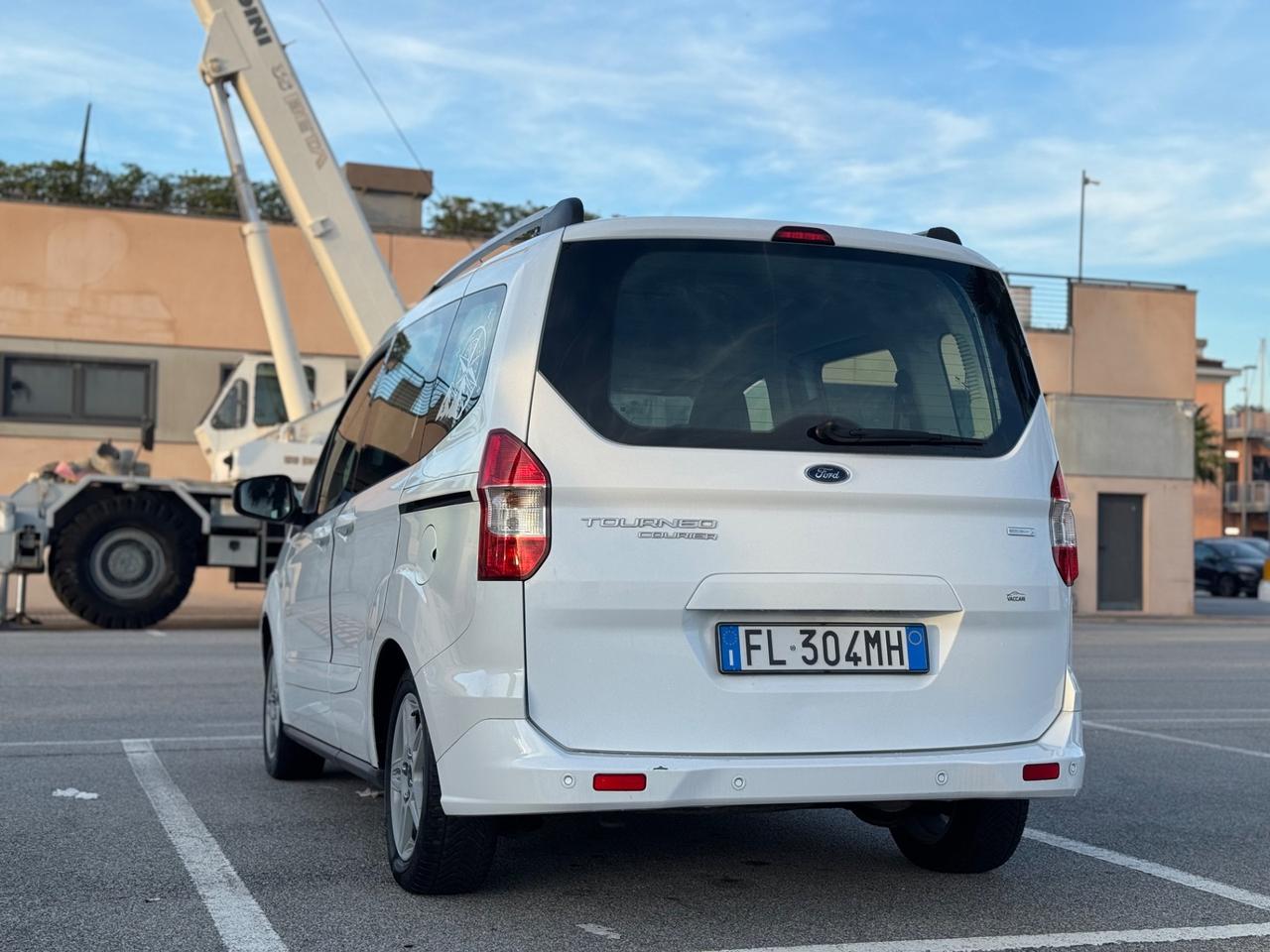 FORD TOURNEO COURIER 1.0ECOBOOST 12MESI DI GARANZIA
