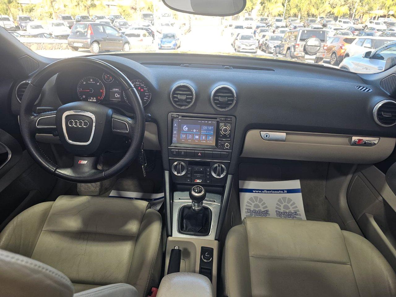 Audi A3 Cabrio 1.6 tdi Attraction