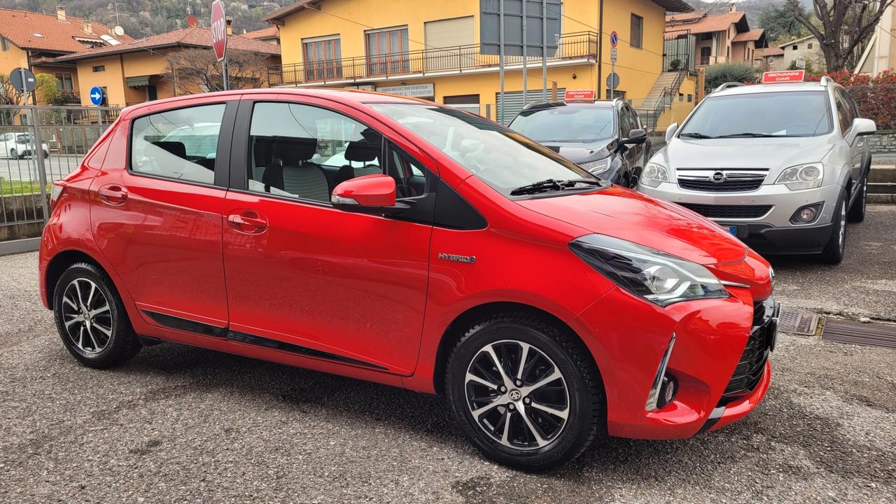 Toyota Yaris 1.5 IBRIDO..ADATTA AI NEOPATENTATI..