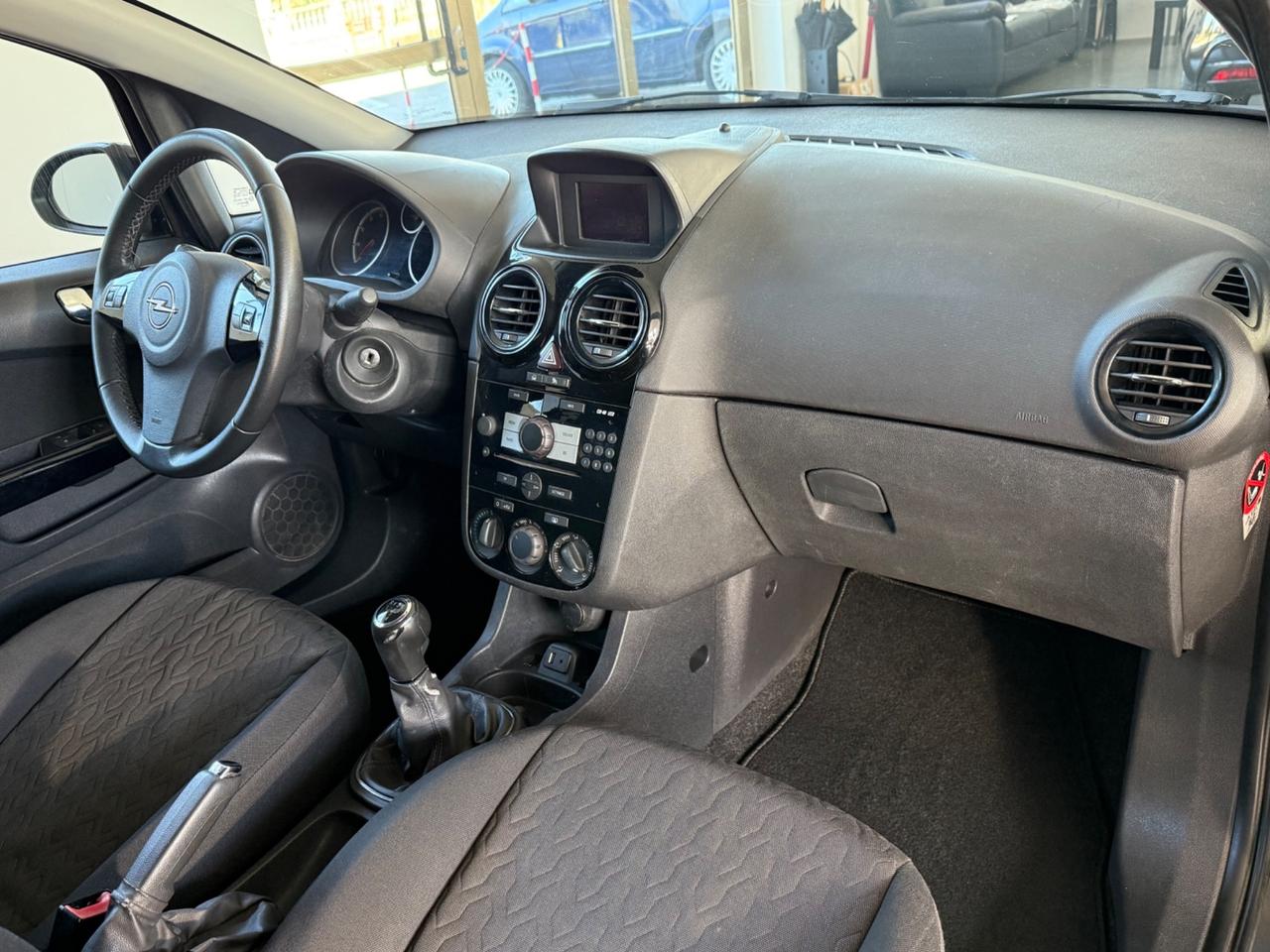 Opel Corsa 1.2 3 porte b-color ok neopatentati