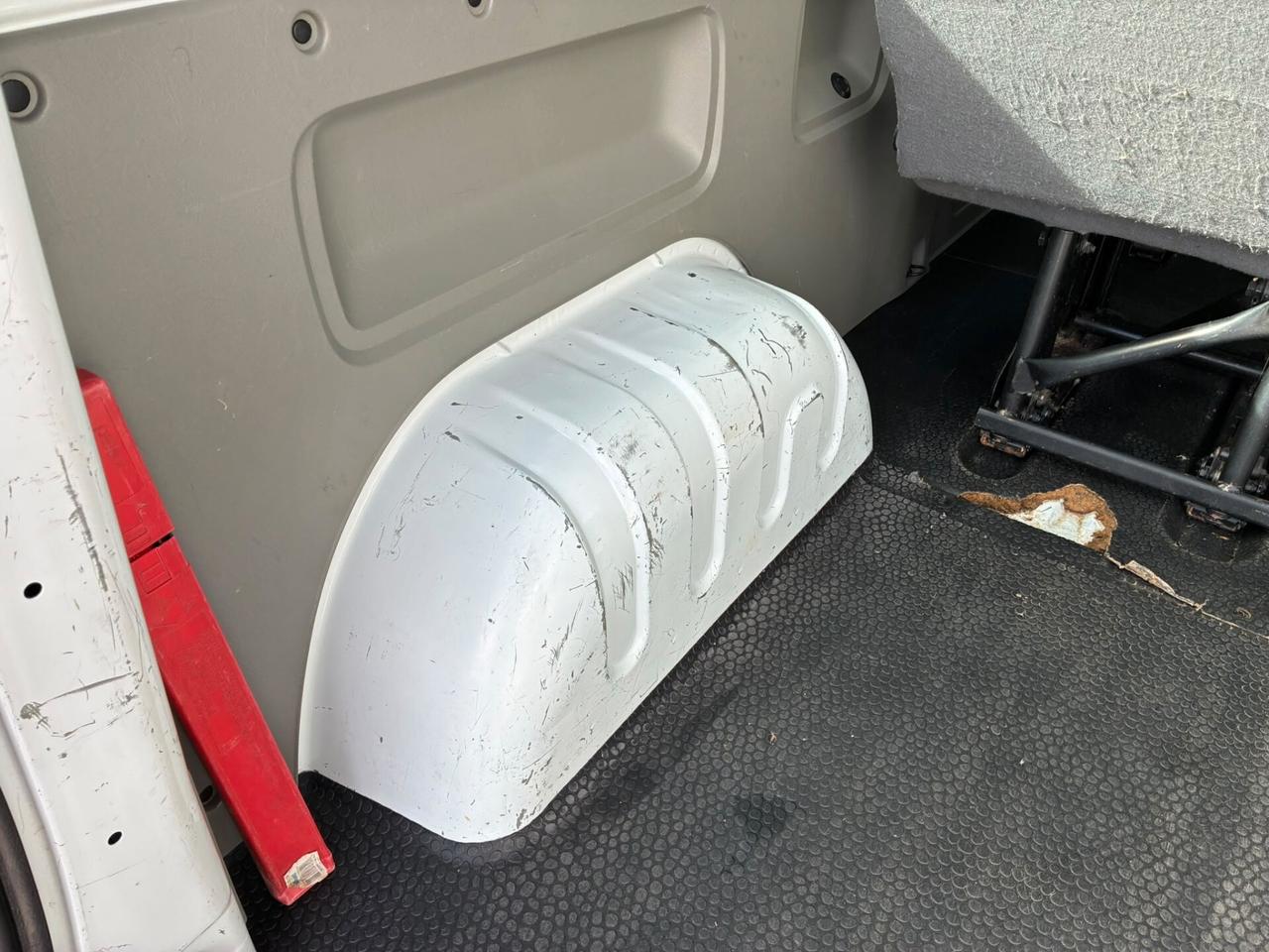 OPEL VIVARO 9POSTI 2.0 DCI PASSO LUNGO - GANCIO TRAINO