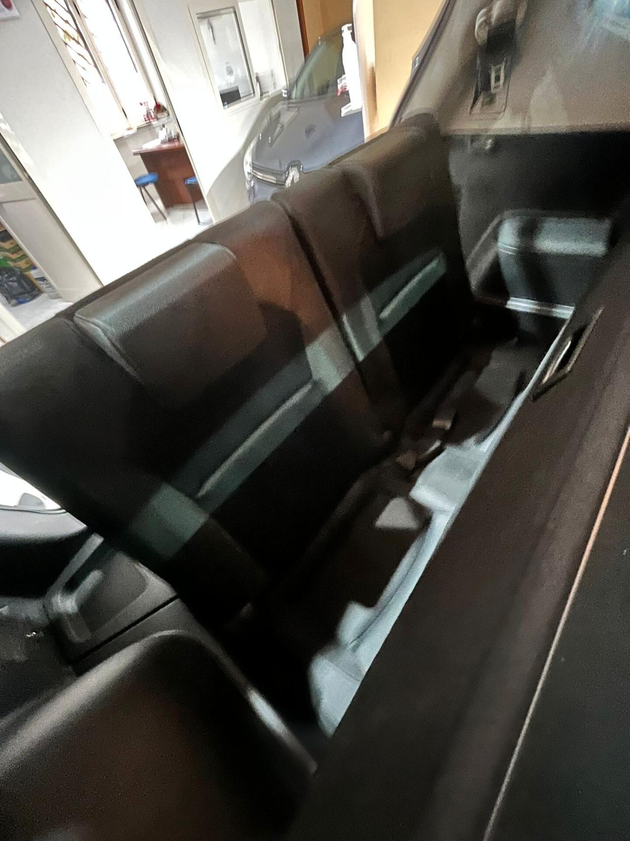 Nissan Qashqai Qashqai+2 2.0 dCi DPF 4WD aut. n-tec