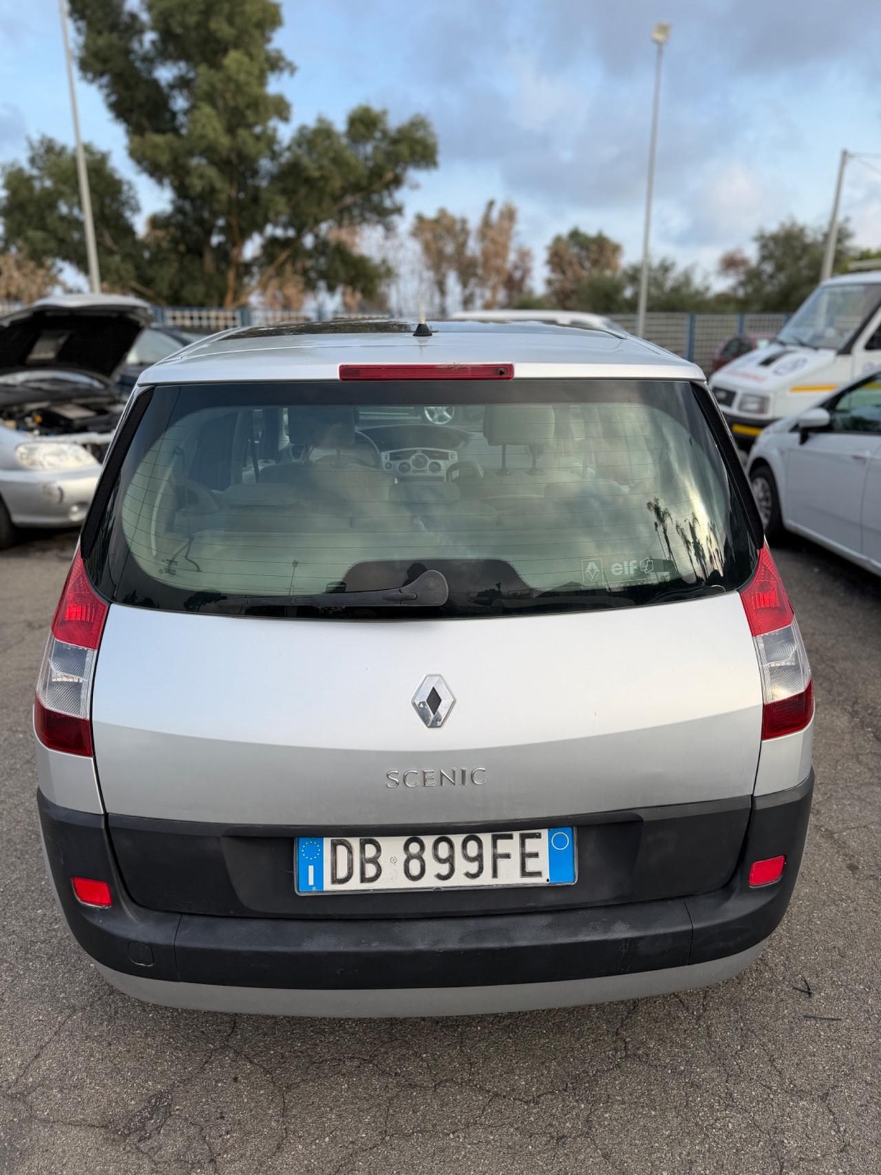 Renault Scenic Scénic 1.5 dCi/85CV Pack