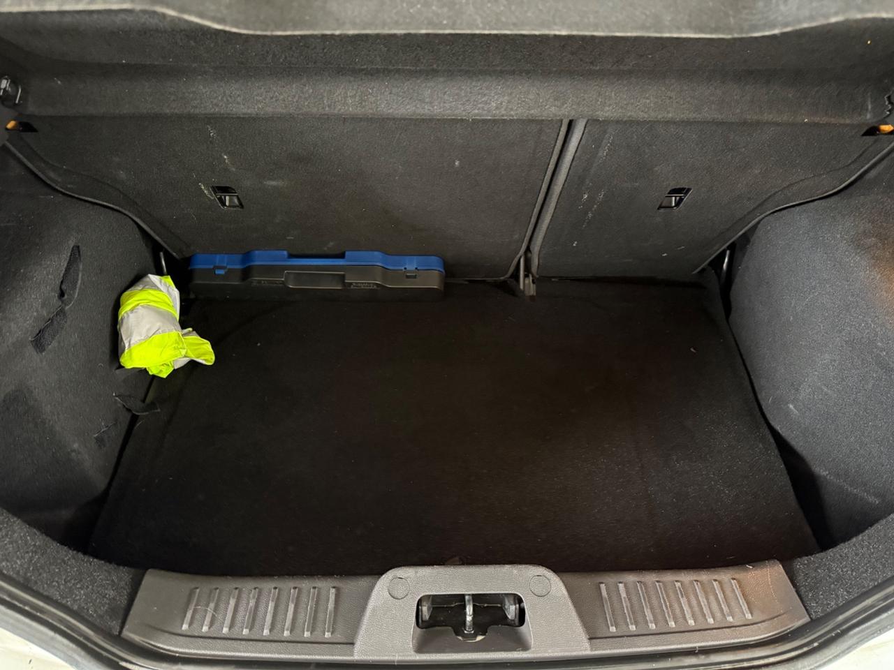 Ford Fiesta 1.4 5 porte Bz.- GPL OK FINO 2033