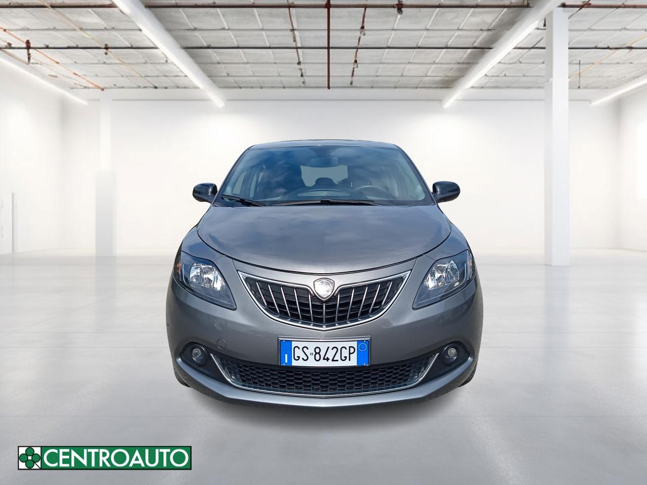 Lancia Ypsilon 1.0 FireFly 5 porte S&S Hybrid Gold Plus