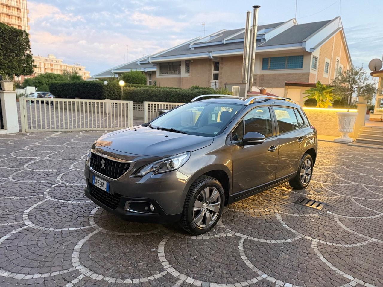 Peugeot 2008 PureTech 82 Active