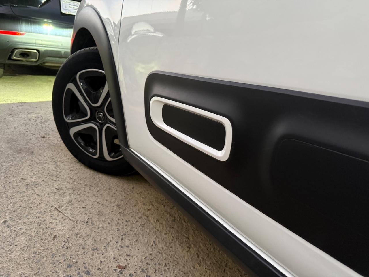 Citroen C3 1.2 benz. 83cv S&S Shine+AIRBUMP/LED2022