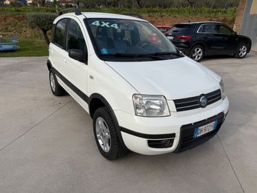 Fiat Panda 4x4 TASTO ELD GANCIO TRAINO -- 119000 km