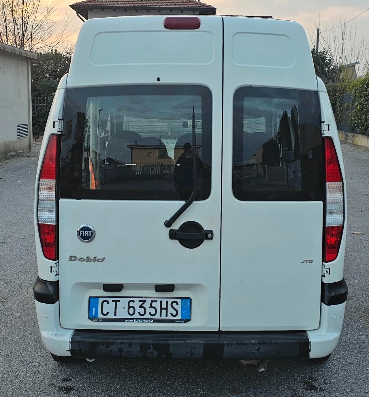 Fiat Doblo 1.9 JTD TRASPORTO DISABILI