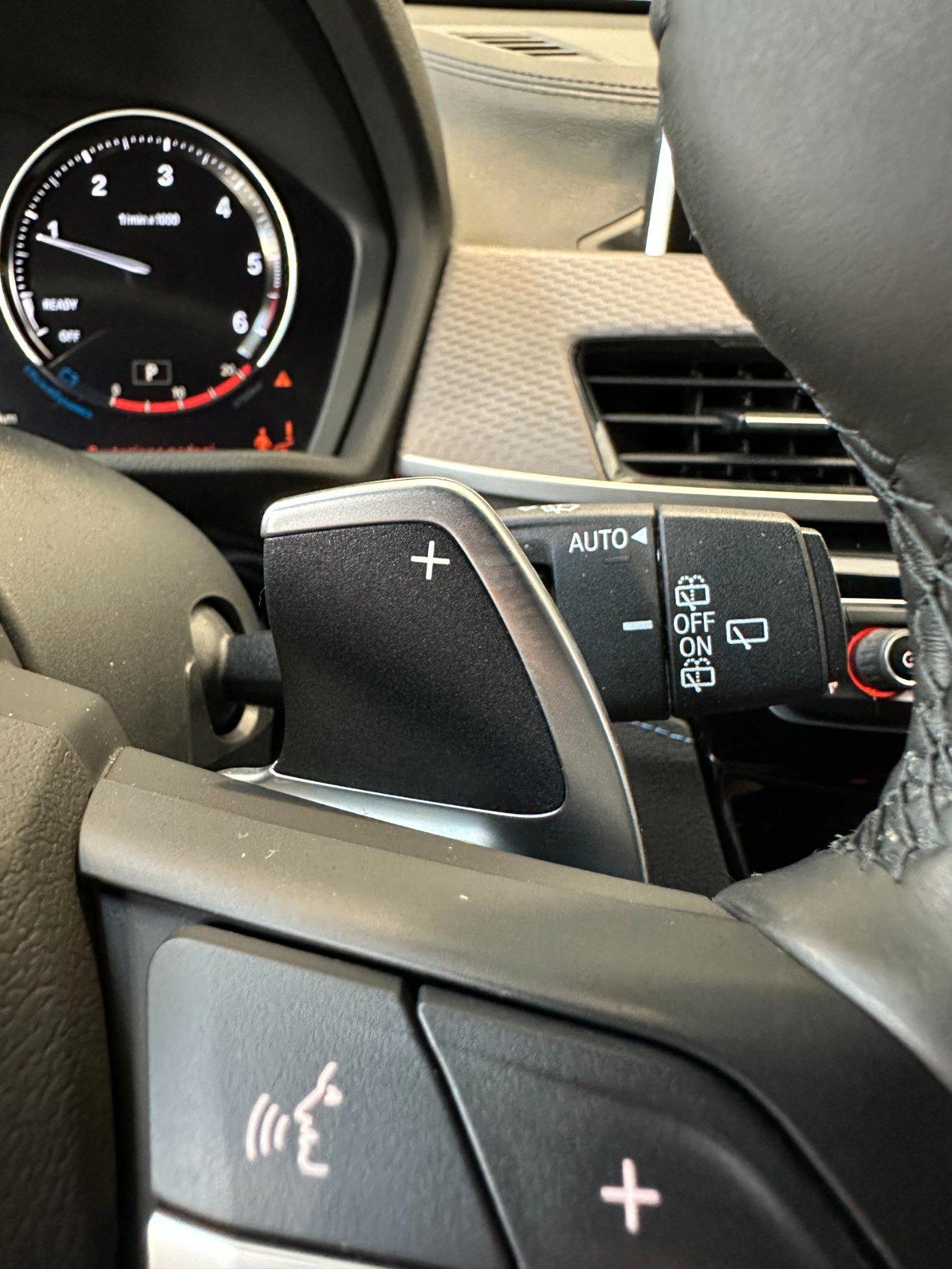 BMW X2 xdrive18d Msport auto-LED-19"-Camera-Carplay