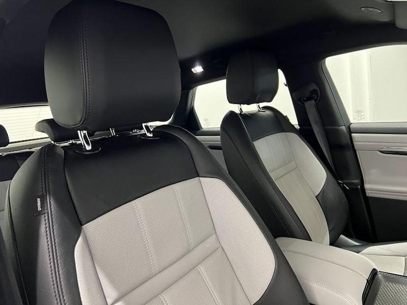 Land Rover Range Rover Evoque 2.0 D165 MHEV R-Dynamic AWD auto