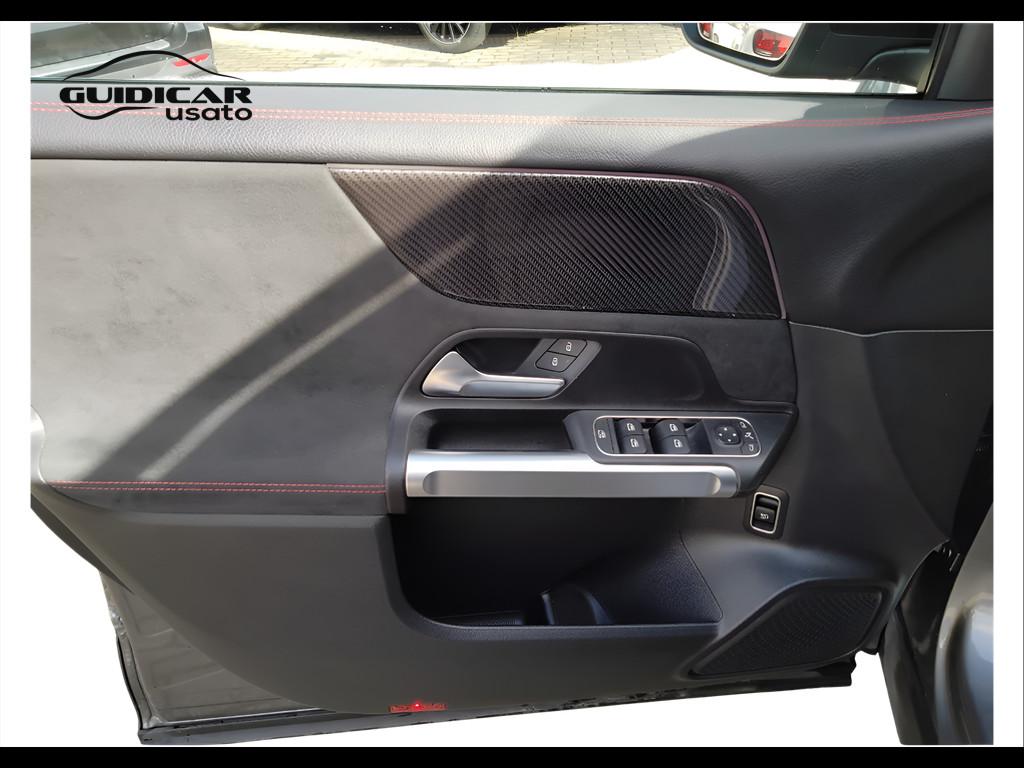 Mercedes-Benz GLB - X247 2019 - GLB 200 d Premium auto