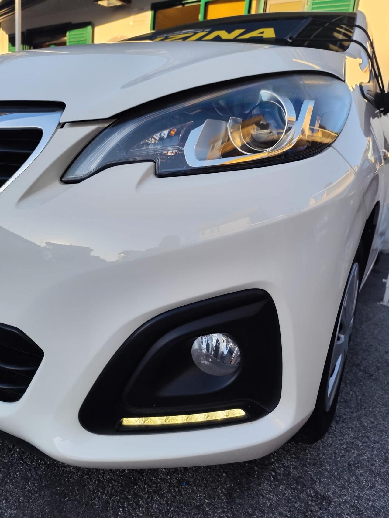 Peugeot 108 VTi 68 5 porte Allure TOP!