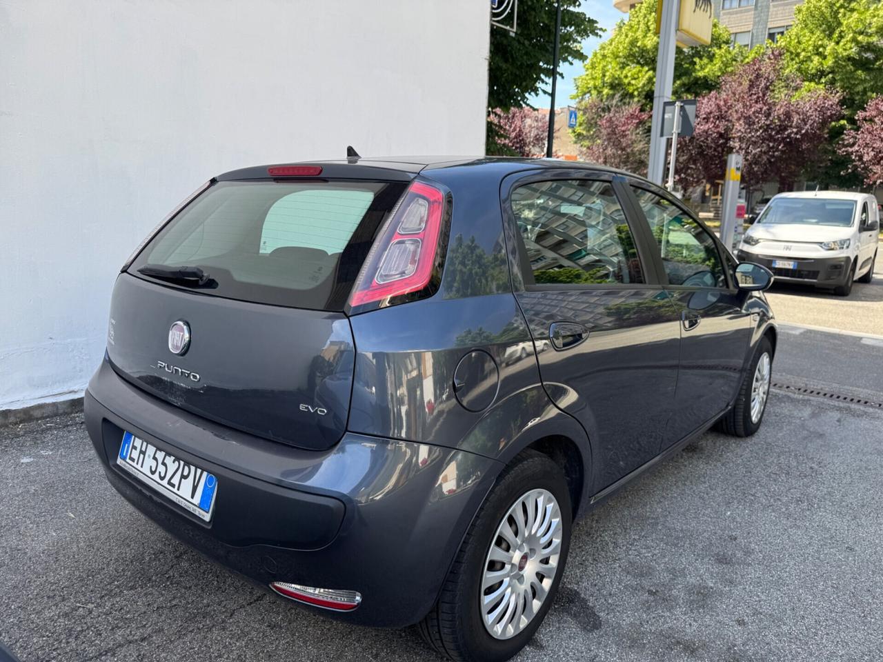 Fiat Punto Evo Punto Evo 1.3 Mjt 95 CV DPF 5 porte S&S Dualogic Emotion