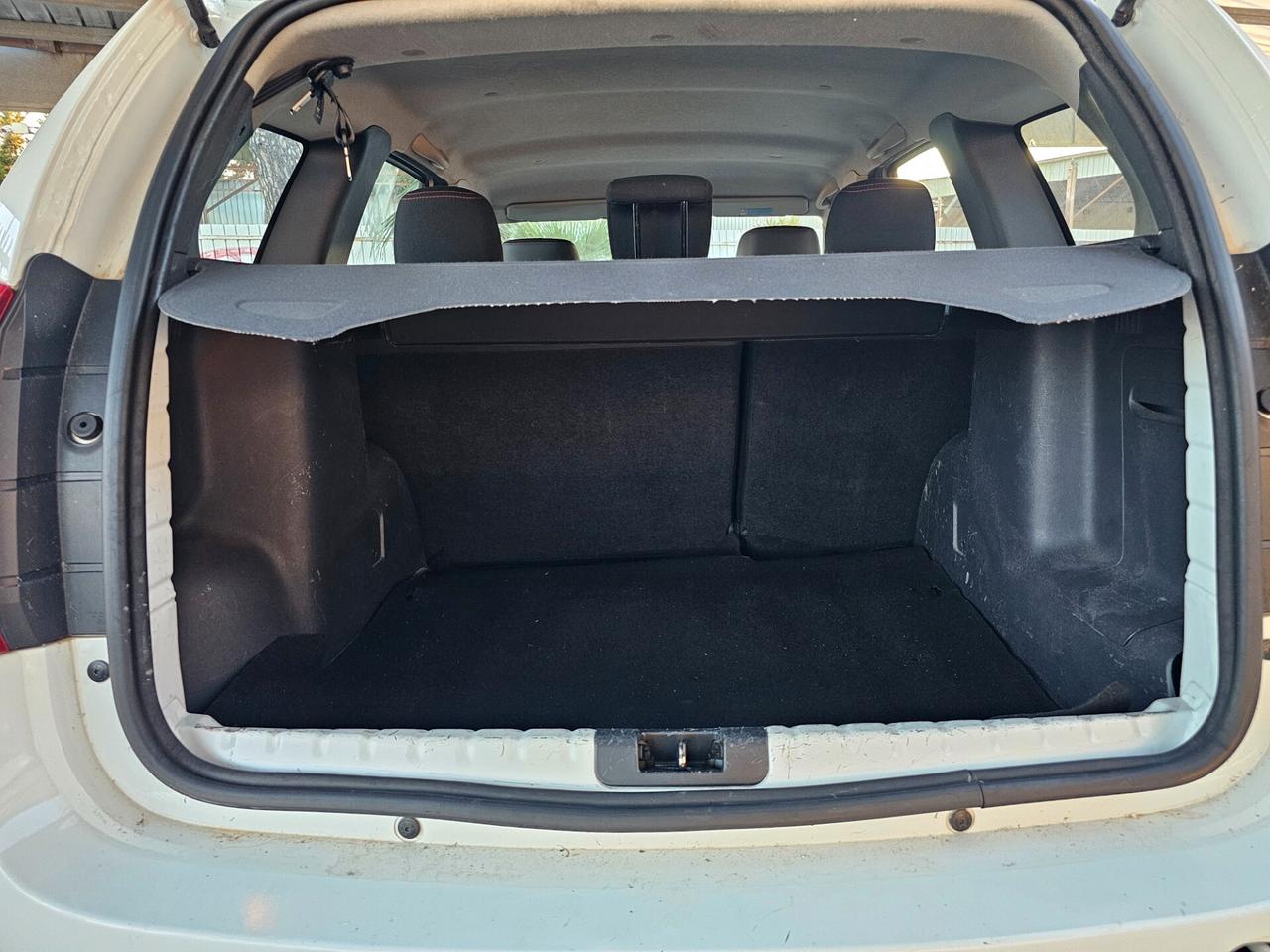 Dacia Duster 1.6 110CV GPL Lauréate