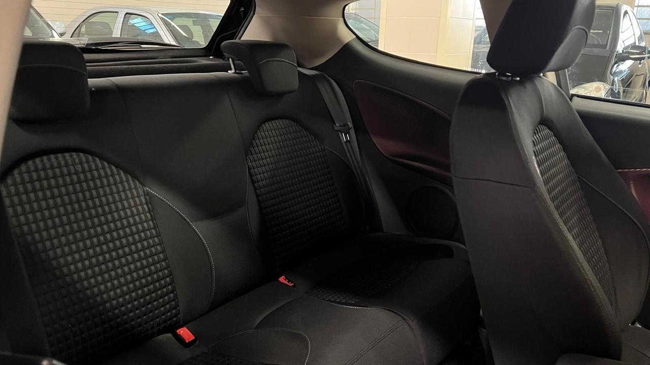 Alfa Romeo MiTo 1.3 JTDm 16V 90 CV Distinctive Sport Pack