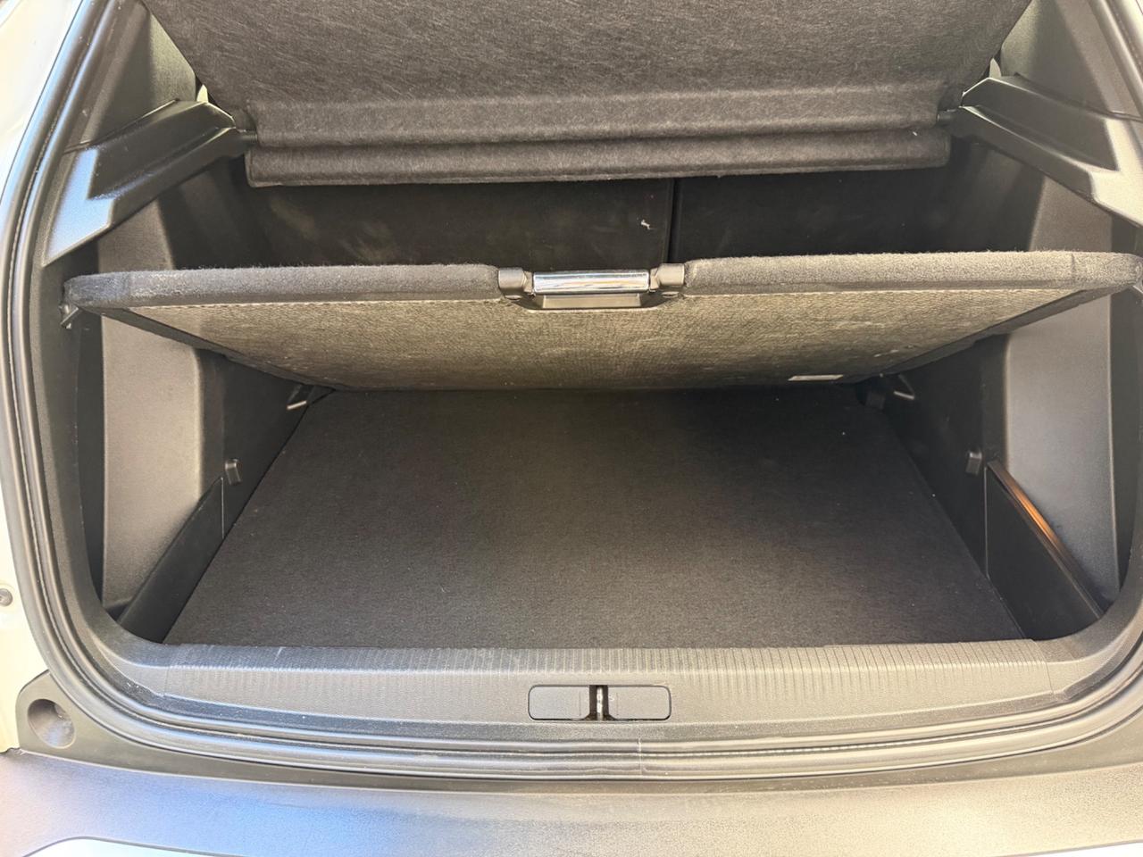 Peugeot 2008 ALLURE