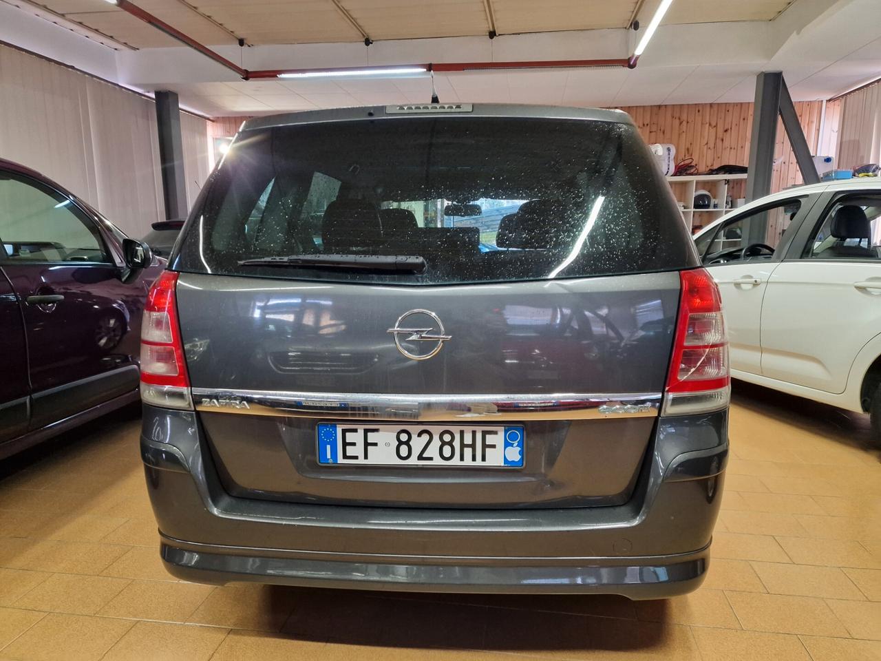Opel Zafira 1.7 CDTI diesel, 7 posti ok neopatentati.