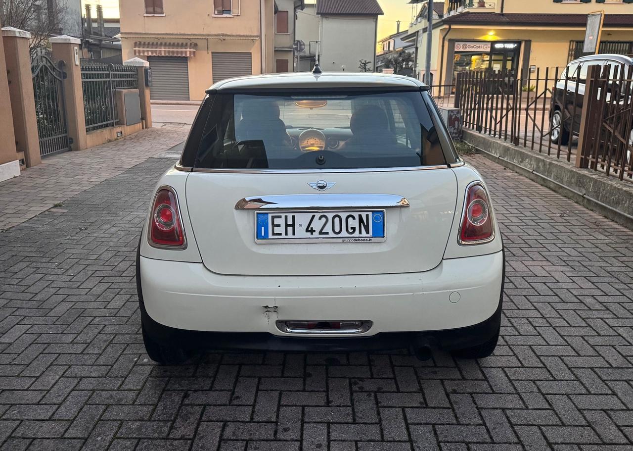 Mini Cooper 1.6 Benzina Ok Neopatentati